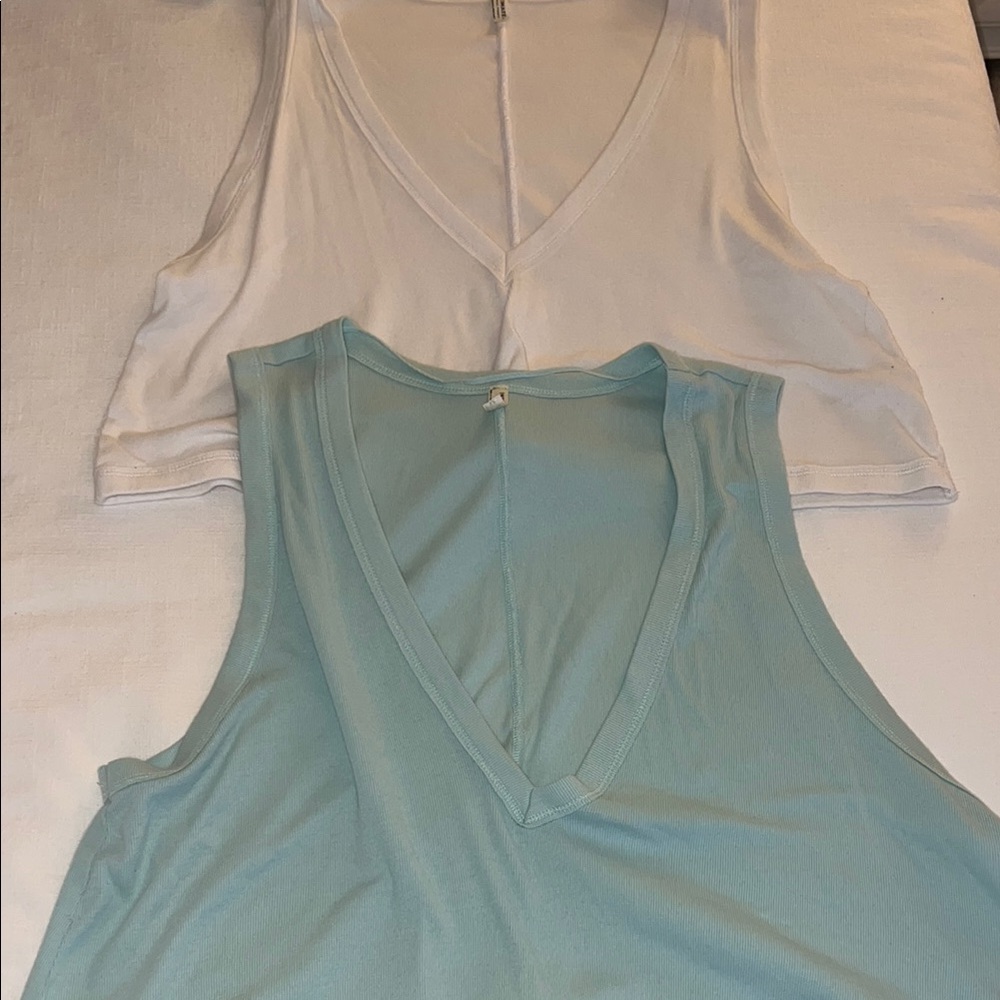 Women's Sleeveless V-Neck Tops - White and Light Blue
